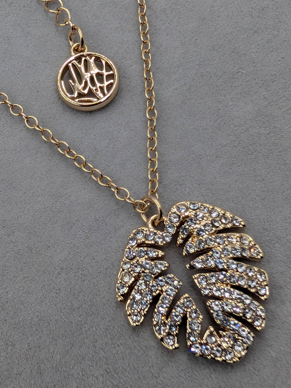 Lilly Pulitzer Gold Crystal Monstera Leaf Pendant Necklace Tropical | M317